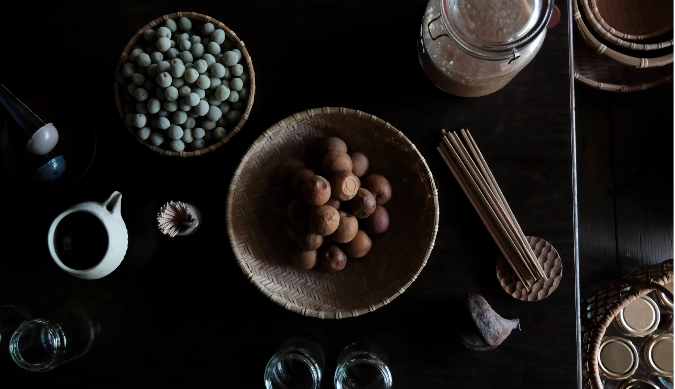 Various materials used in the fermentation process